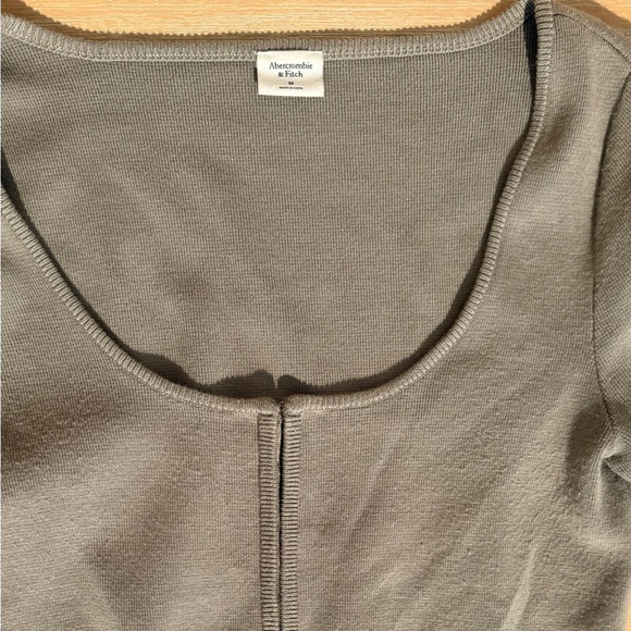 Abercrombie & Fitch Olive Green Corset Clasp Sweater,size M - Picture 2 of 6